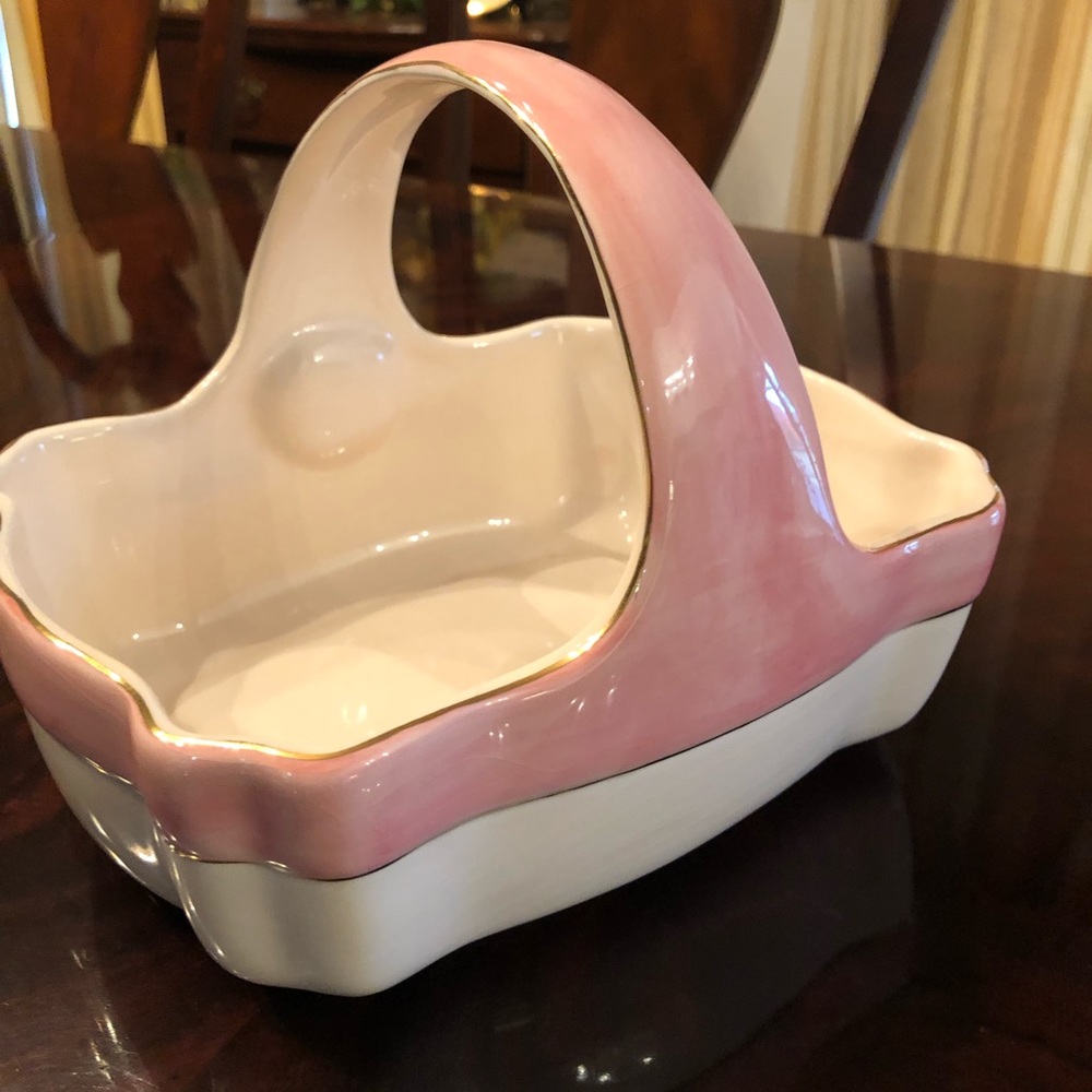 Pink & cream elegant glass basket planter w/ rose - Picture 7 of 9